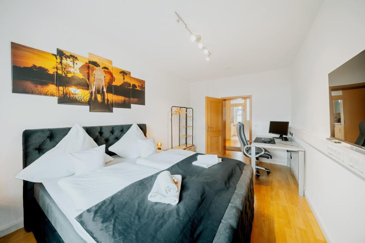 Blissplace 3 Zi Premium Apartment Nahe Getec Arena Mit Kingsize Betten Und Balkon Magdeburg Eksteriør billede