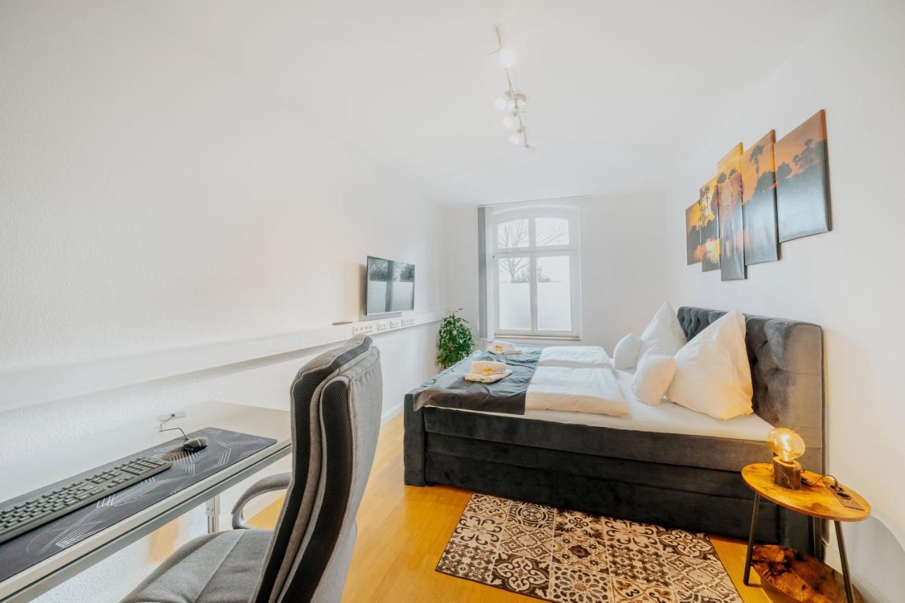 Blissplace 3 Zi Premium Apartment Nahe Getec Arena Mit Kingsize Betten Und Balkon Magdeburg Eksteriør billede